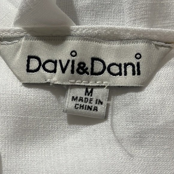 DAVI & DANI WHITE LACE BATICE, BALLON SLEEVES BLOUSE SIZE M. - Picture 8 of 10